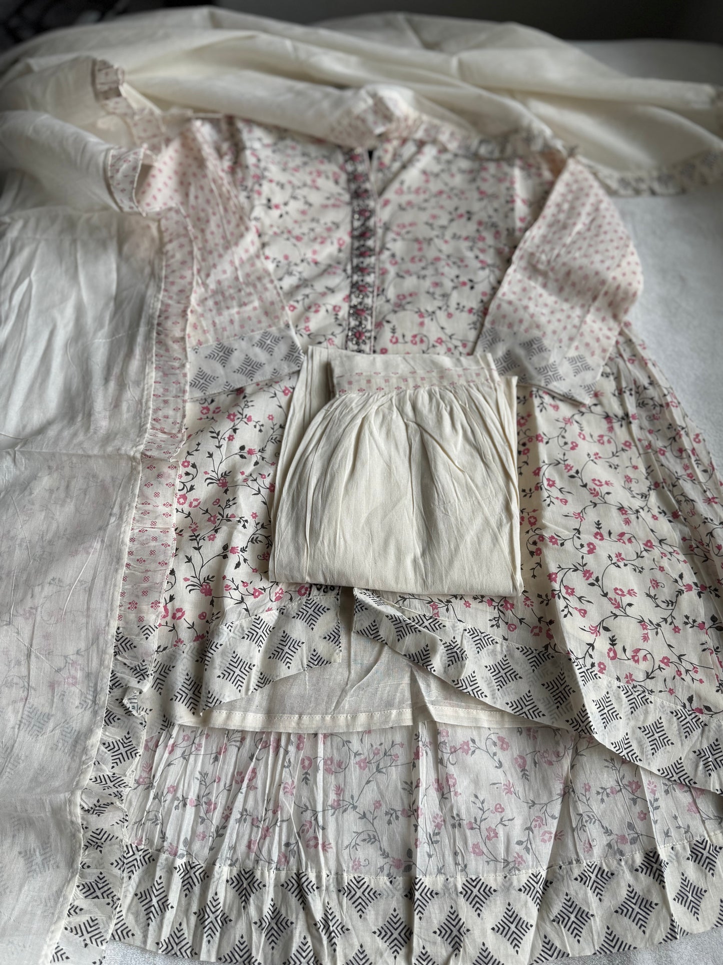 Cotton high low half white with pink kurti set