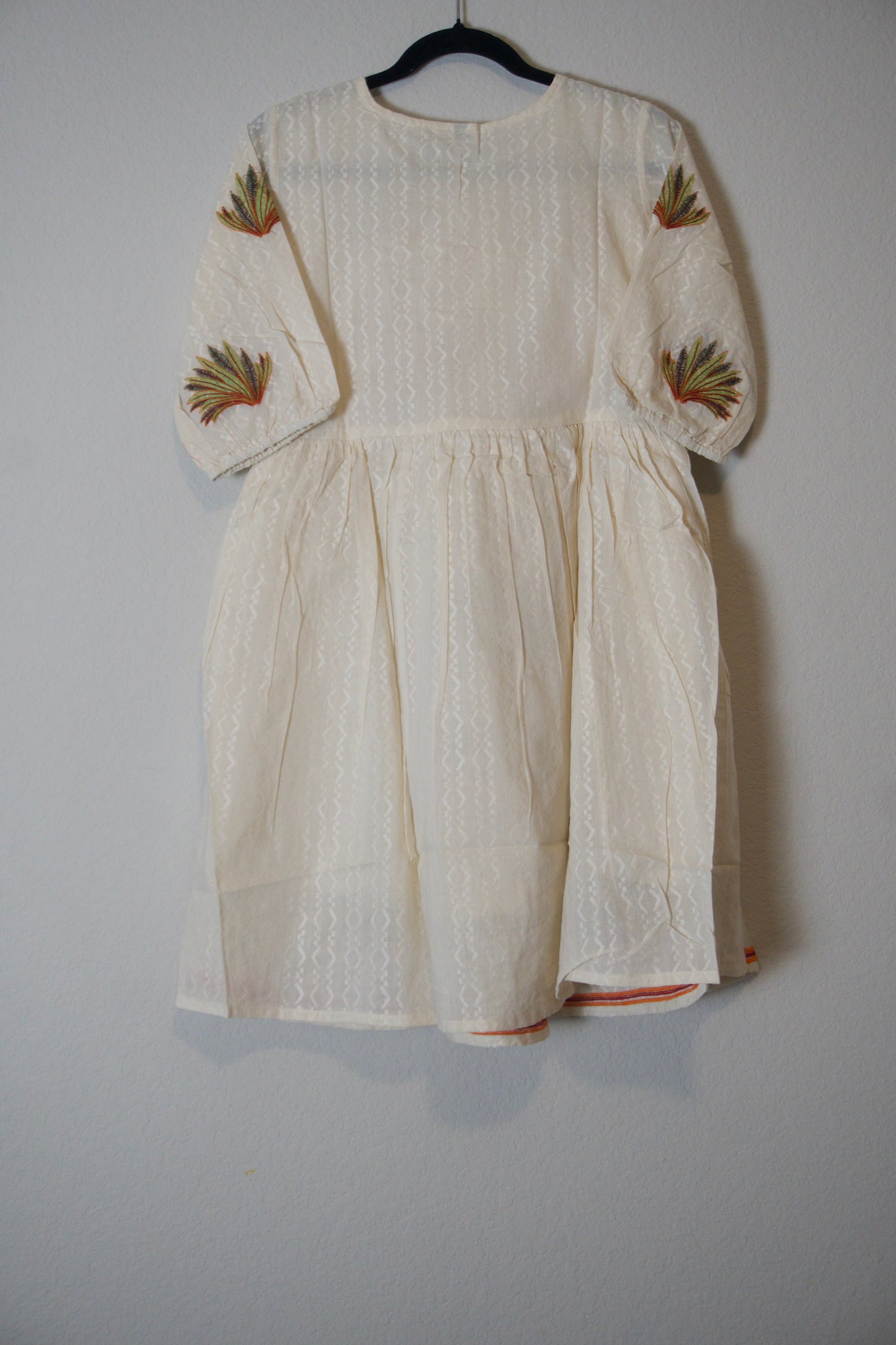 White birds pattern cotton embroidery short dress