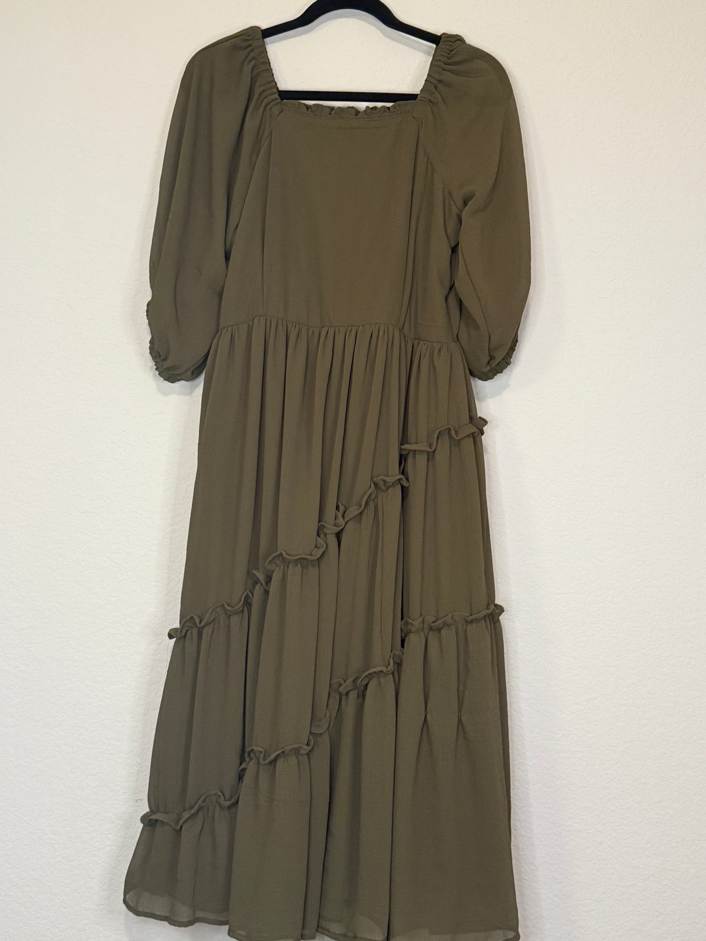 Olive Green Tiered Puff Sleeve Crape Midi Dress – Square Neck Boho Style