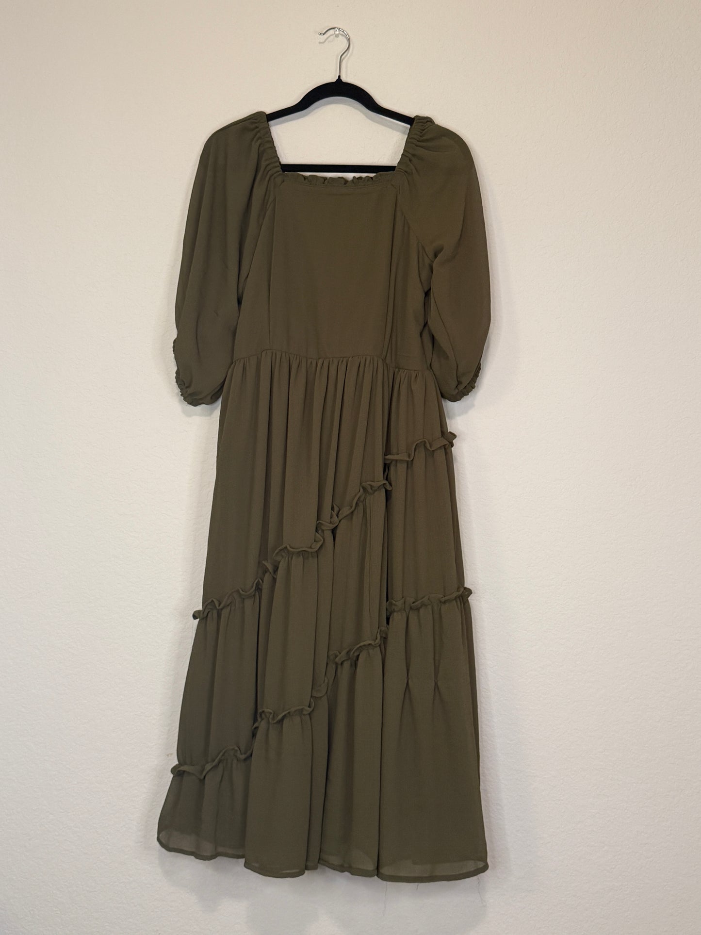 Olive Green Tiered Puff Sleeve Crape Midi Dress – Square Neck Boho Style