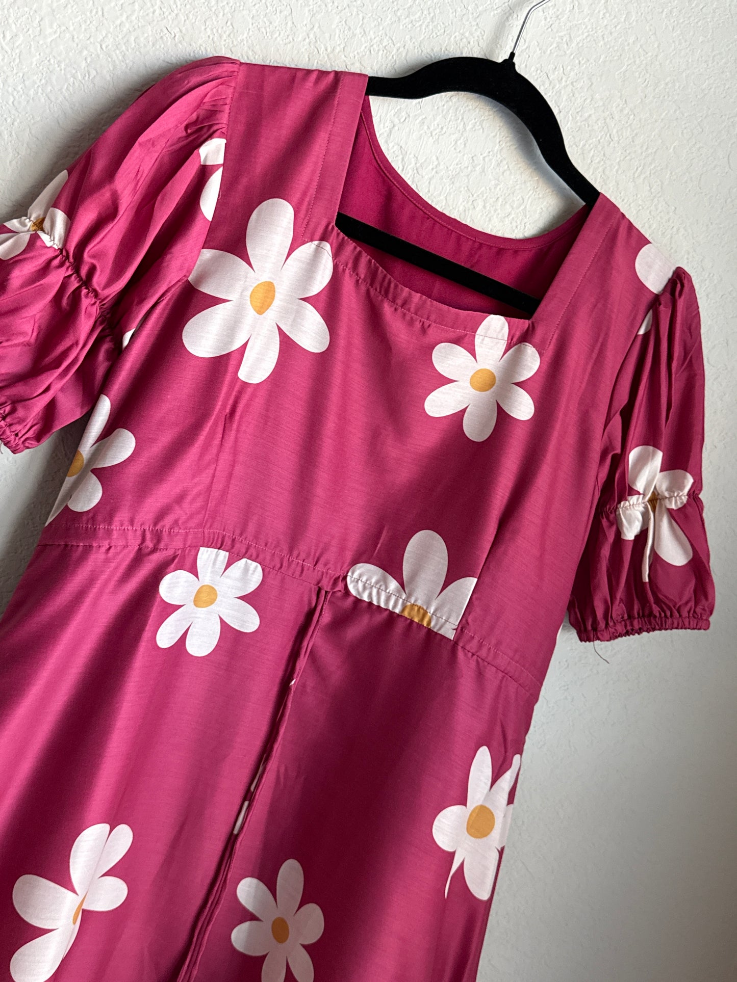 Pink Daisy Print Puff Sleeve Midi Dress with Ruffle Hem