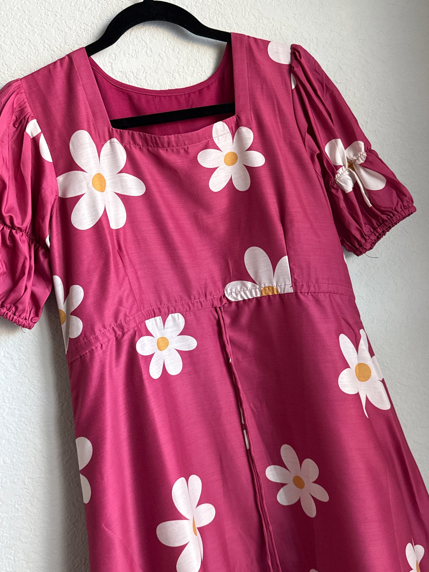Pink Daisy Print Puff Sleeve Midi Dress with Ruffle Hem