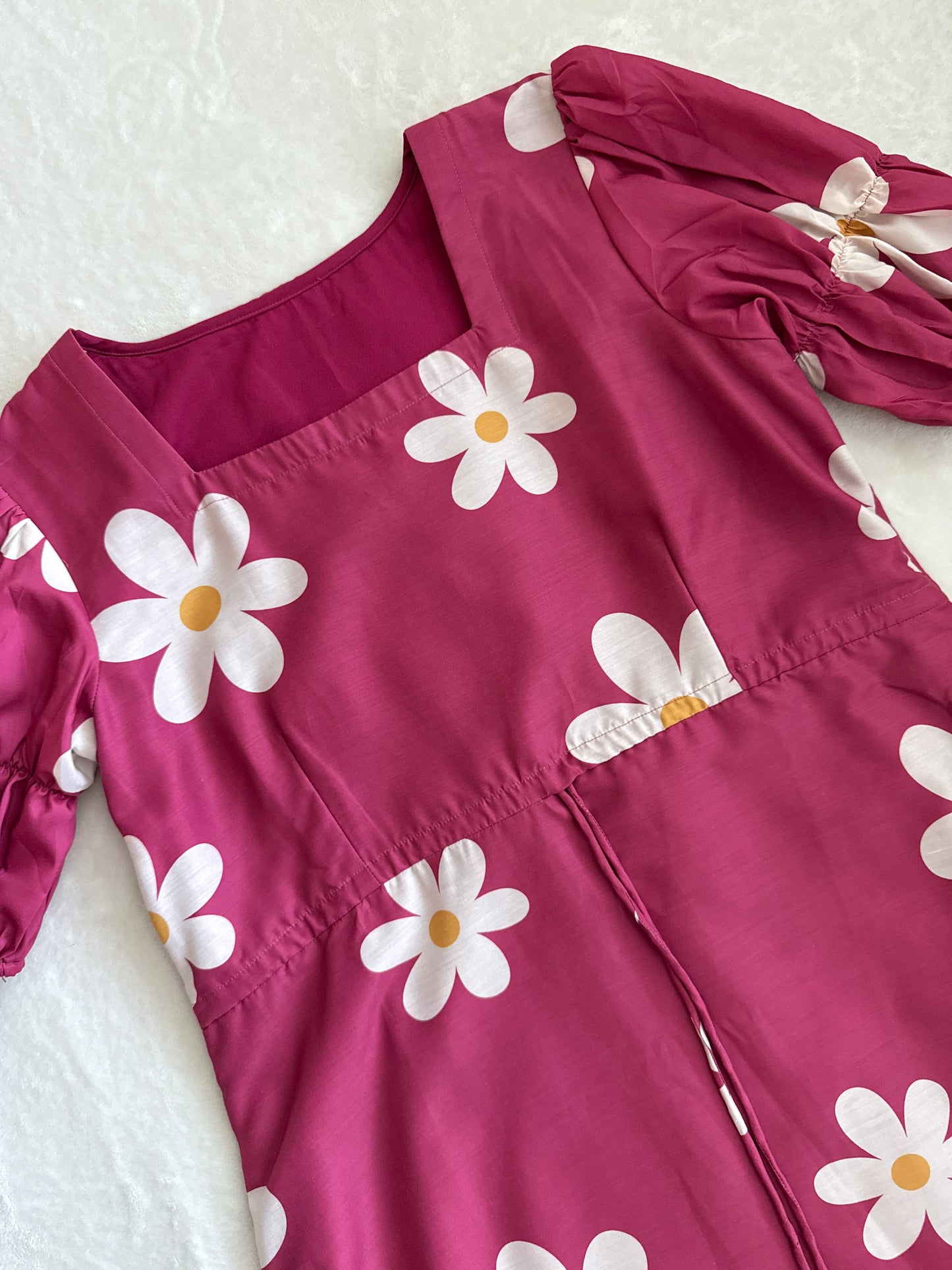 Pink Daisy Print Puff Sleeve Midi Dress with Ruffle Hem