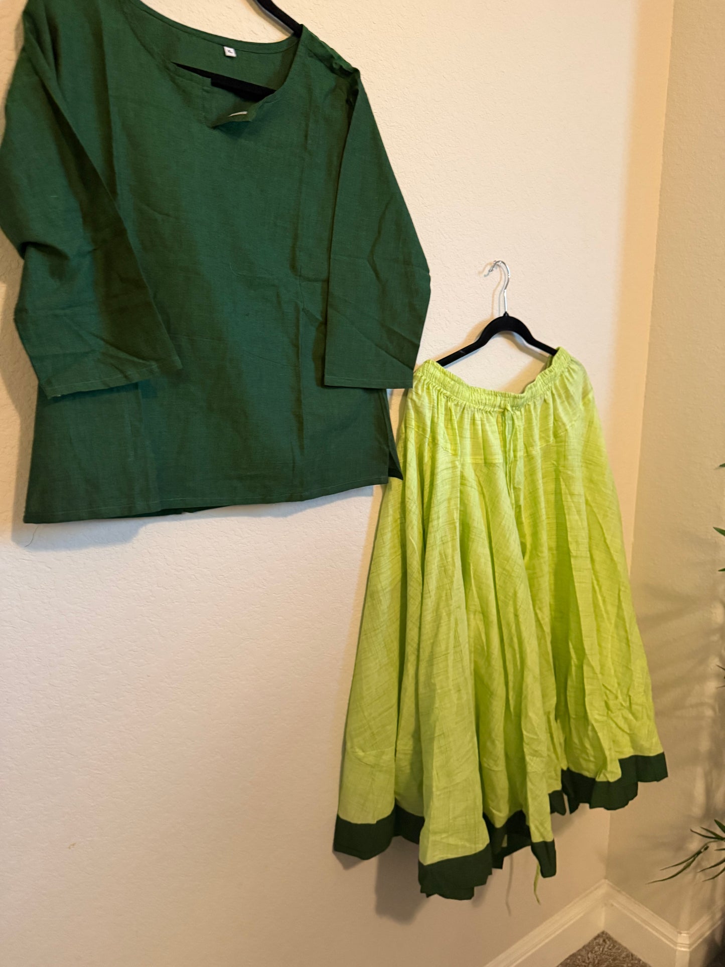 Pista green cotton skirt with green top - set