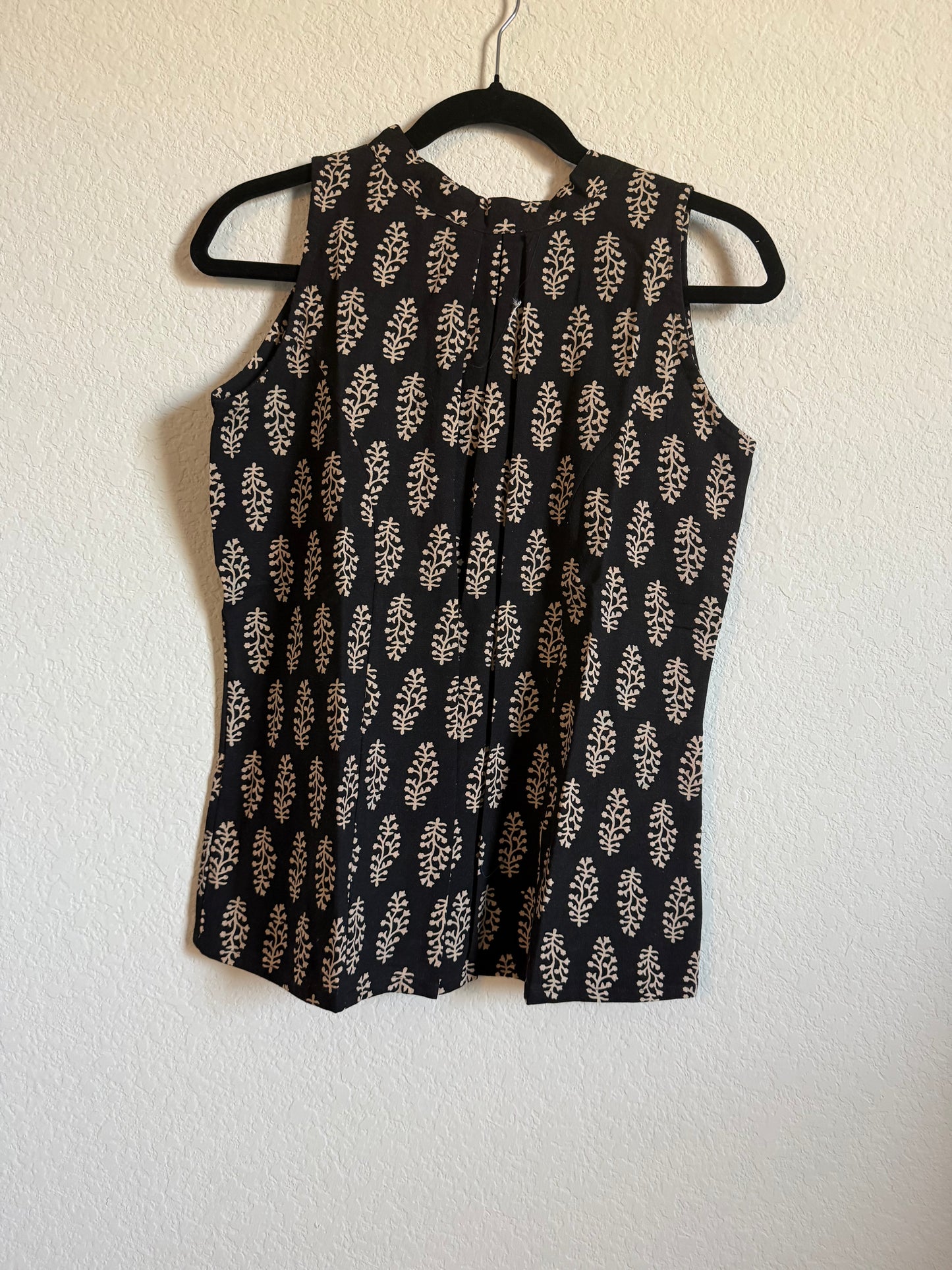 Black Cotton Sleeveless Halter Neck Short Top