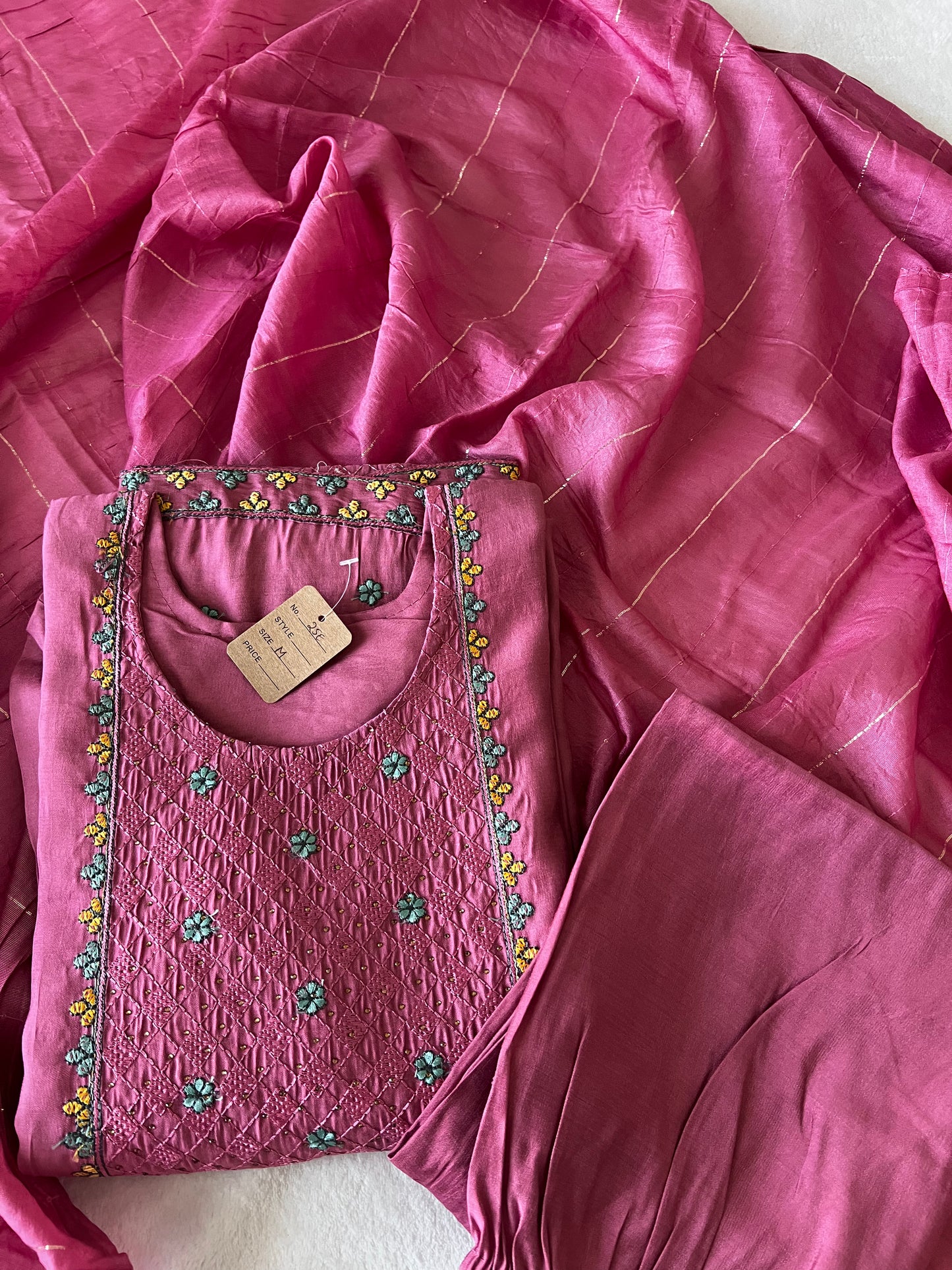 Mauve pink floral embroidery elegant kurti set