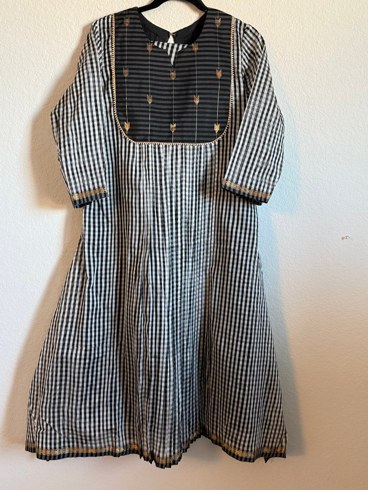 Black Maheshwari Silk Handloom Checks Coord Set