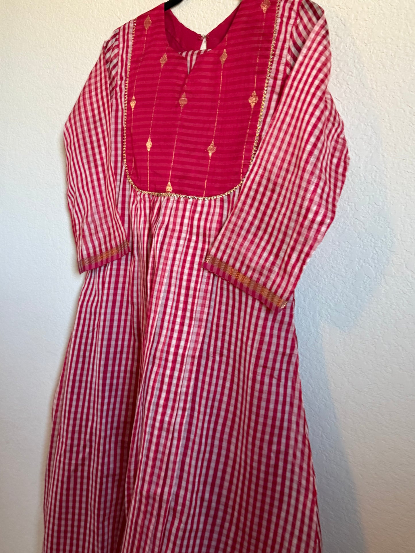 Pink Maheshwari Silk Handloom Checks Coord Set