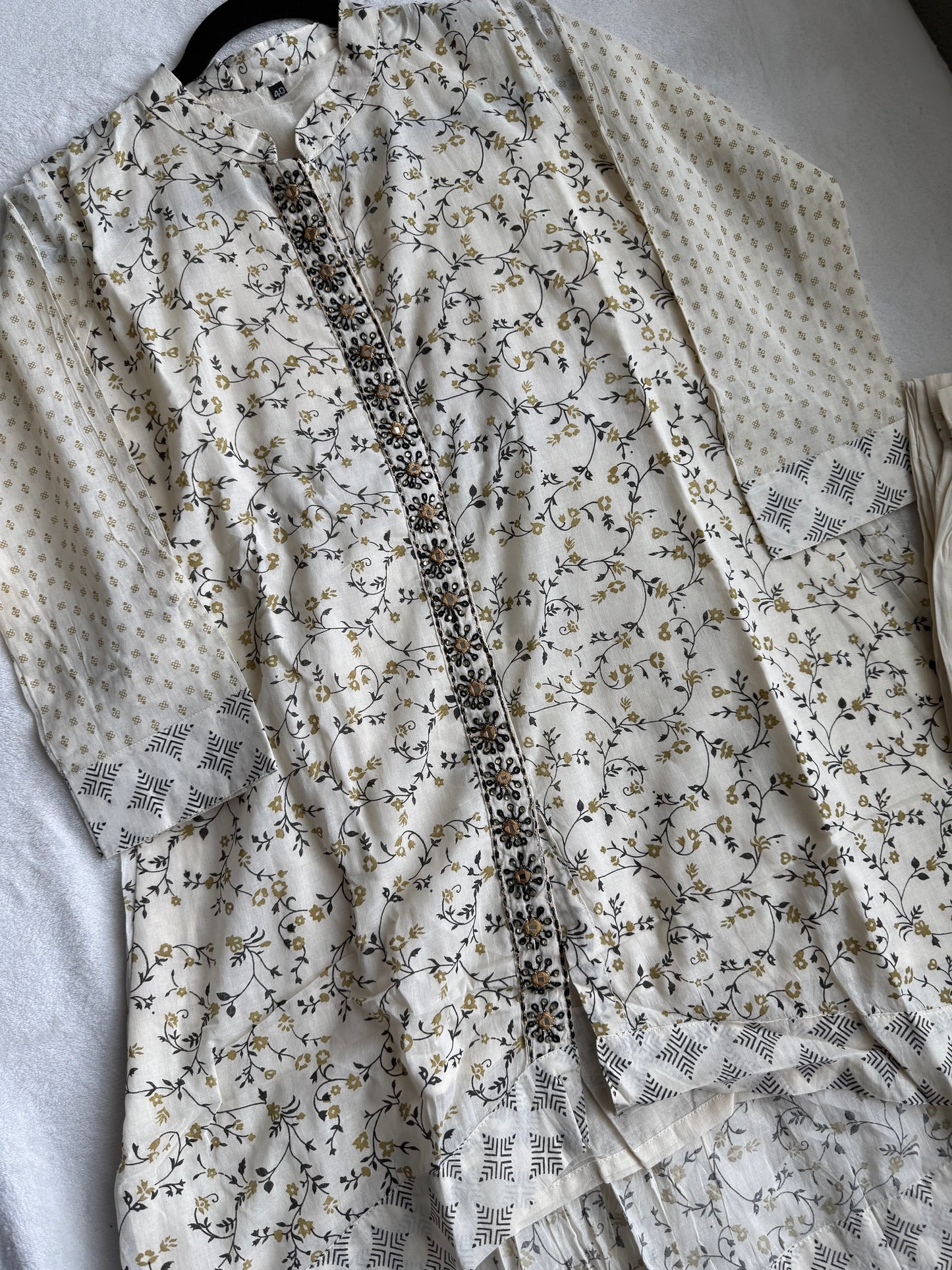 Cotton high low half white with green kurti set