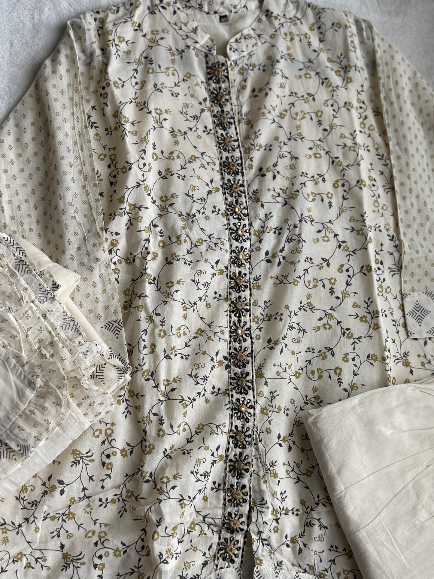 Cotton high low half white with green kurti set