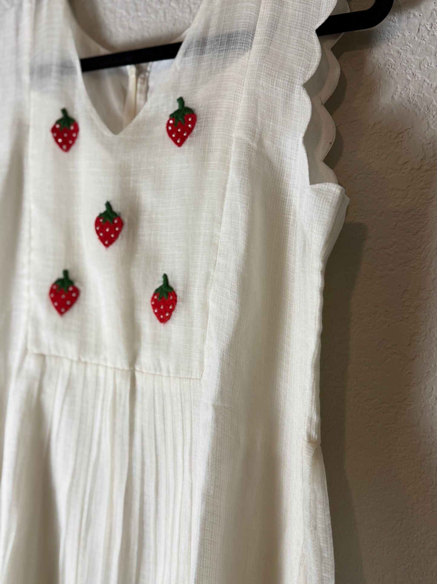 White Kota Embroidered Scalloped Sleeveless Dress