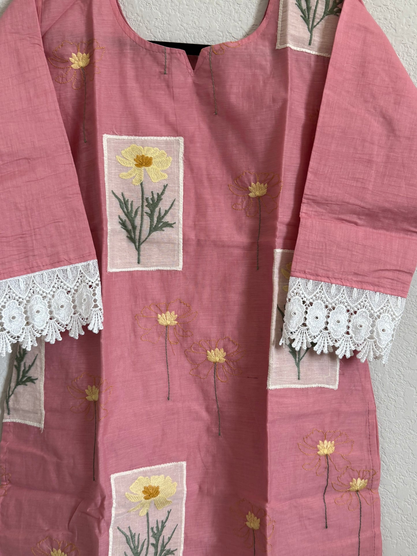 Peach Mul Chanderi Straight Cut Kurti - Lace Sleeves Pattern