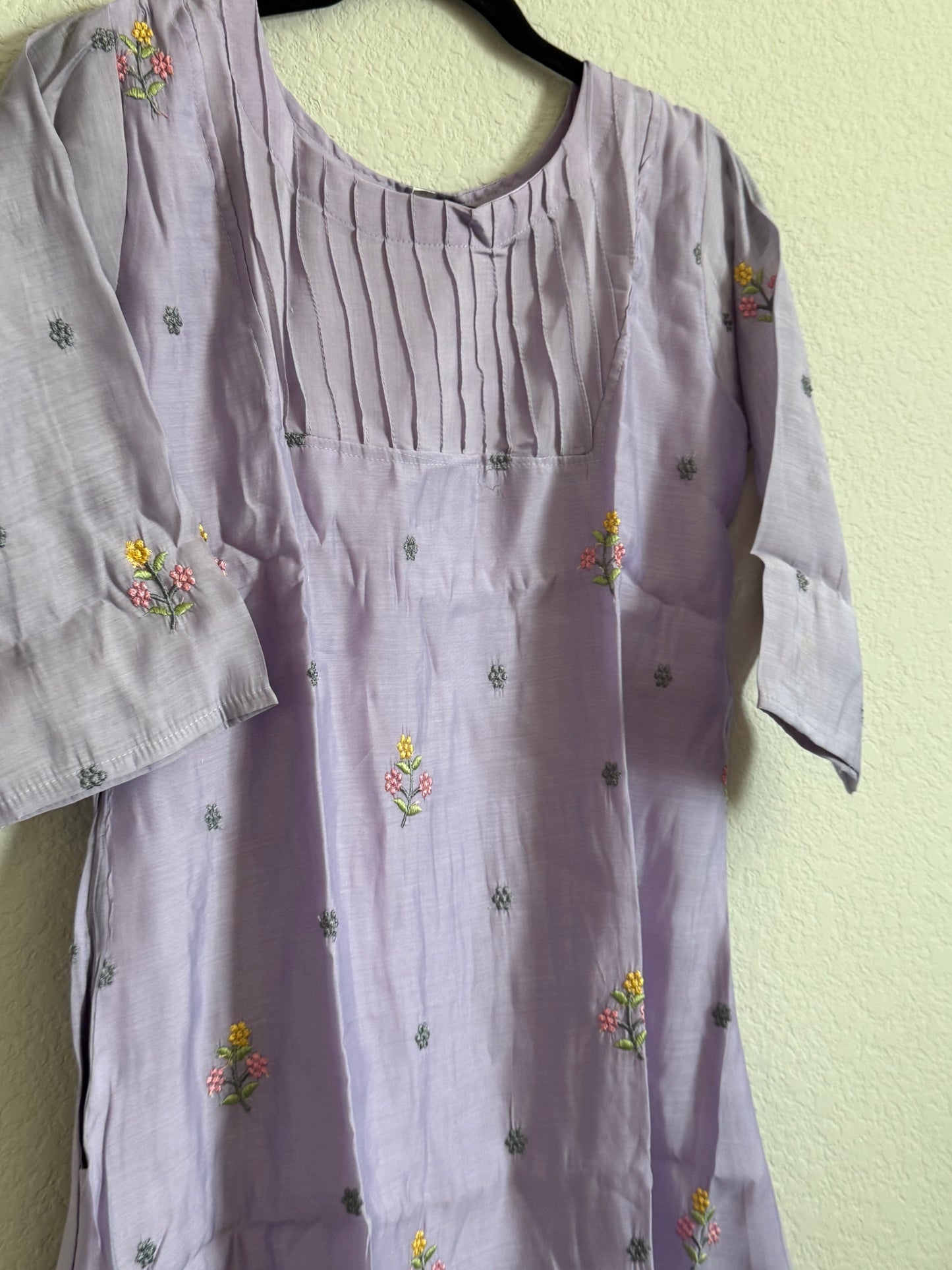 Lavendar Floral Embroidered Mul Chanderi A-line Kurti