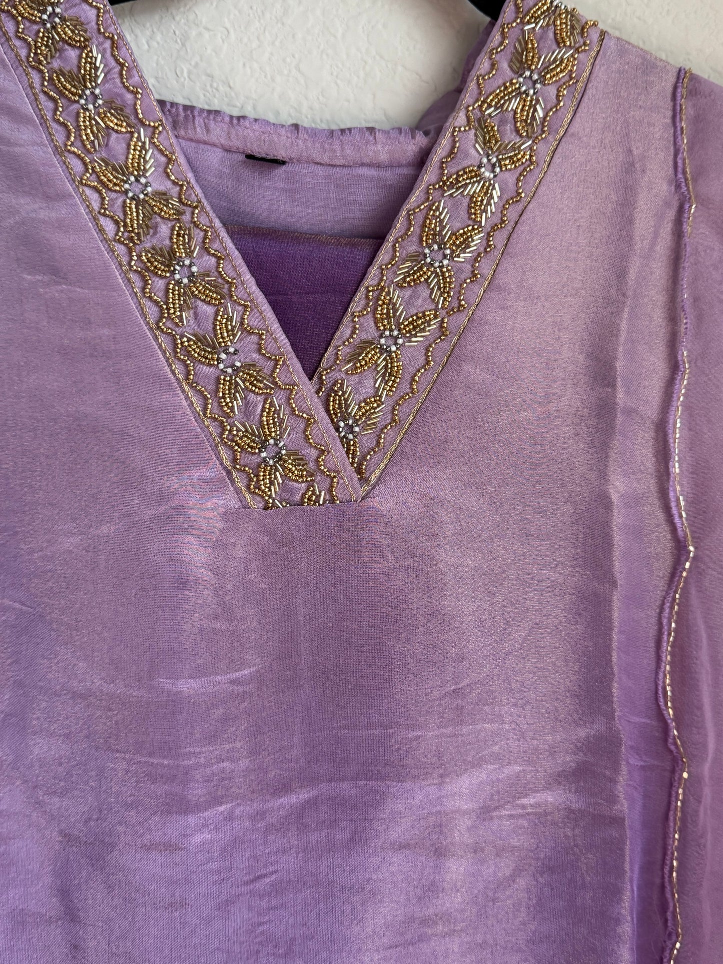 Lavendar pure tissue handwork A-line suit set with a beautiful sleeve detailing