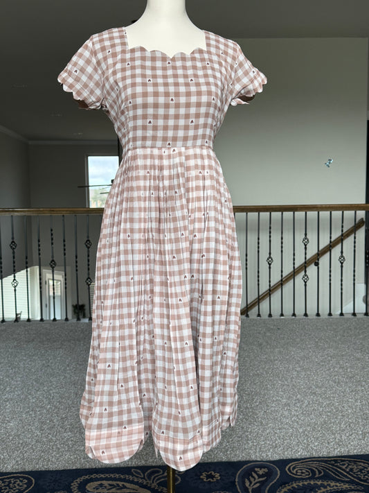 Brown Floral Checks Georgette scallop style frock with short scallop sleeve