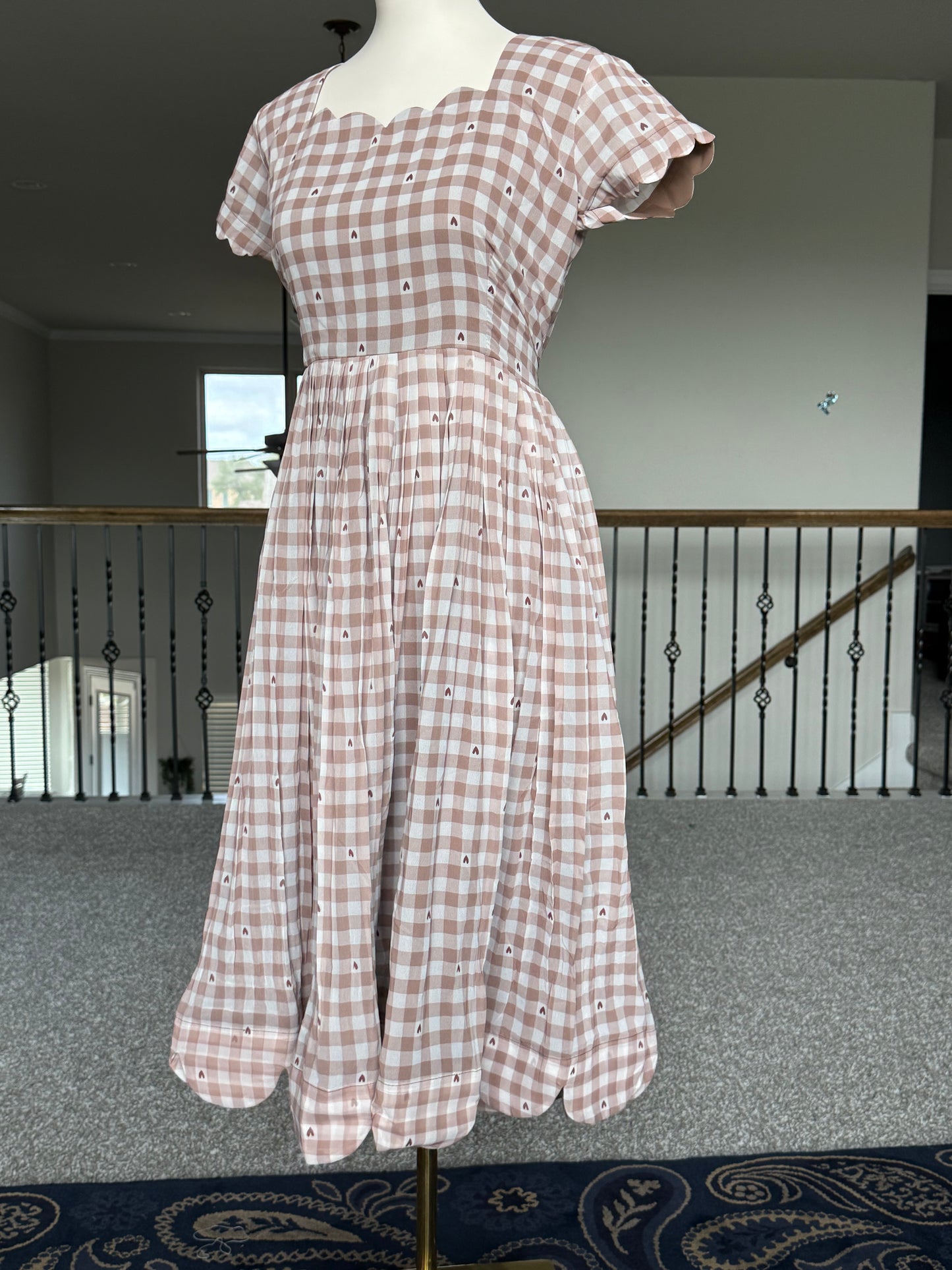Brown Floral Checks Georgette scallop style frock with short scallop sleeve (Copy)
