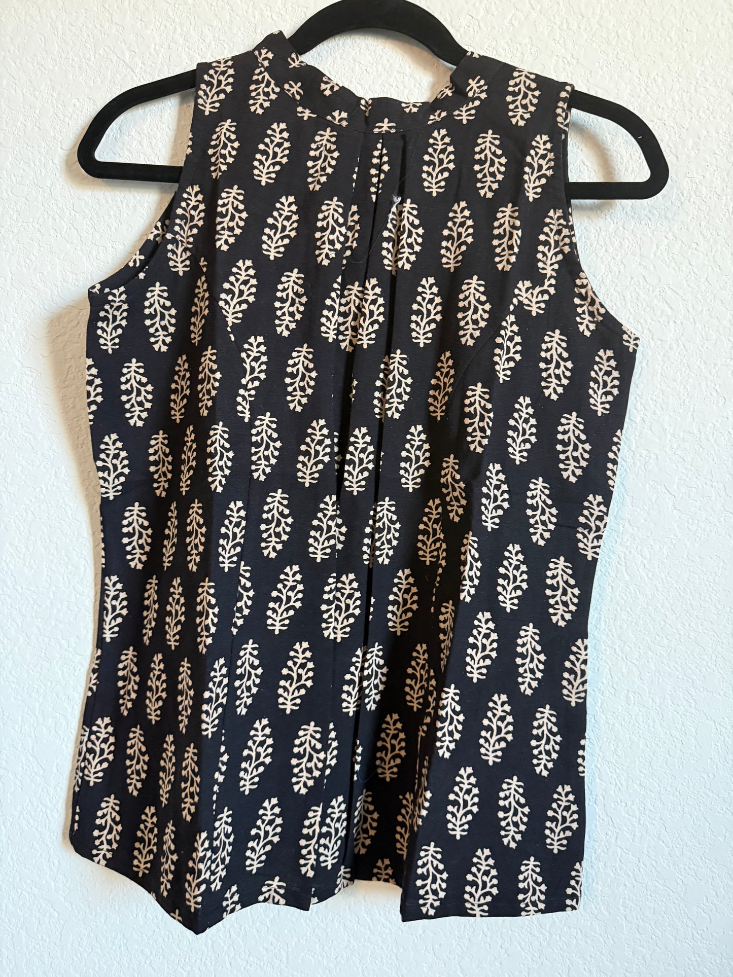 Black Cotton Sleeveless Halter Neck Short Top