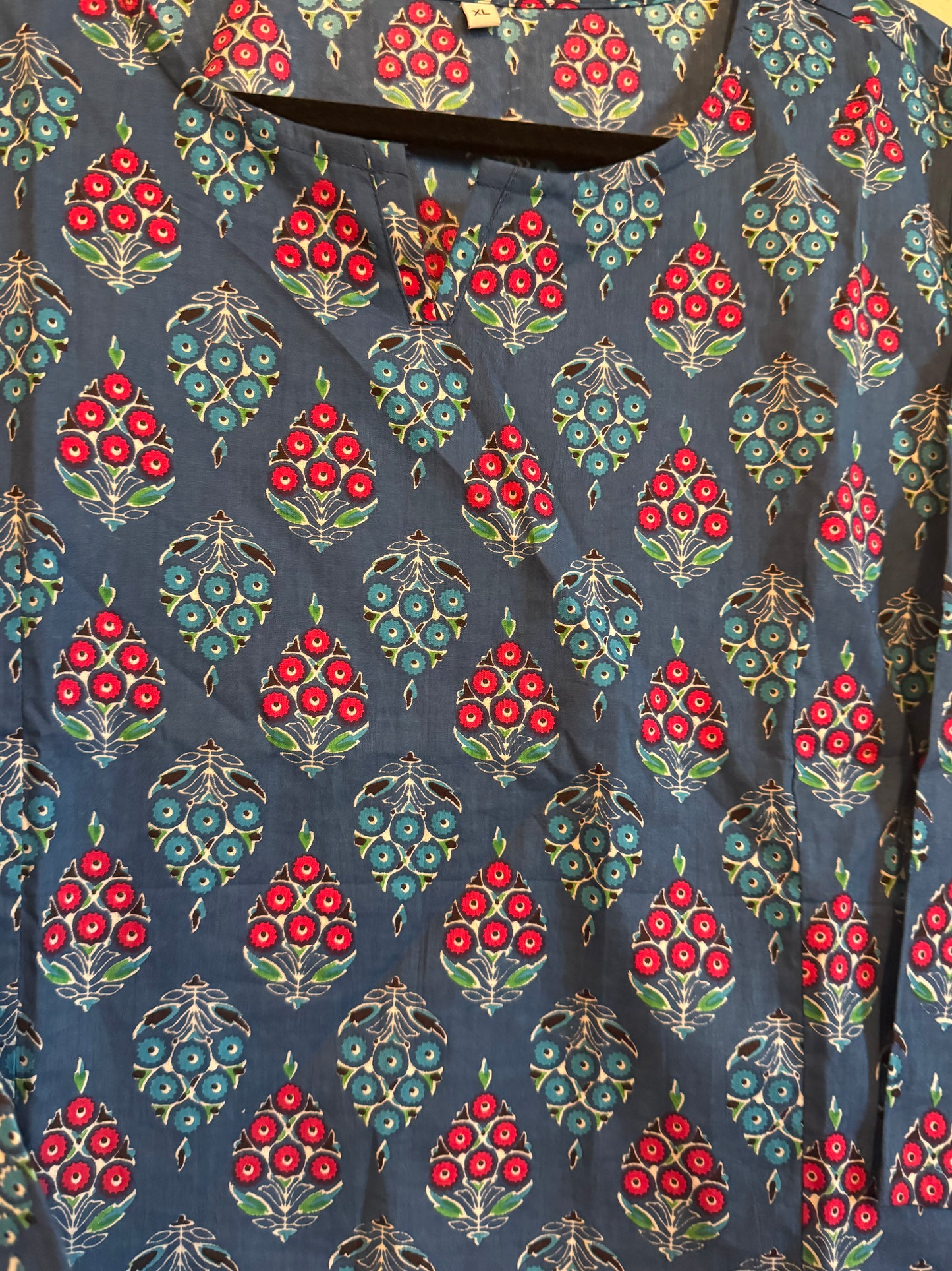 Magenta cotton skirt with indigo blue top - set