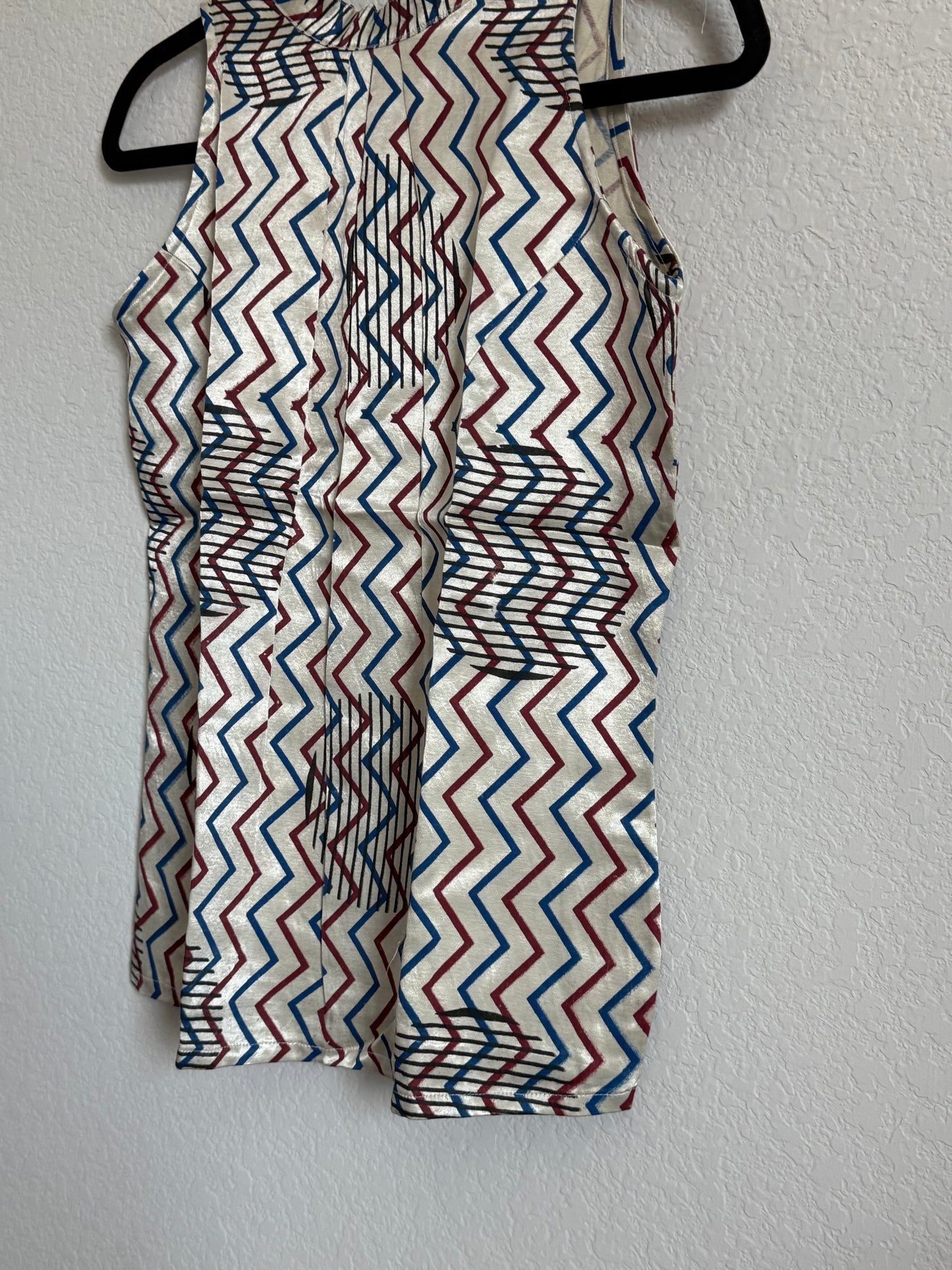 Chevron Print Mashru Silk Sleeveless Halter Neck Short Top