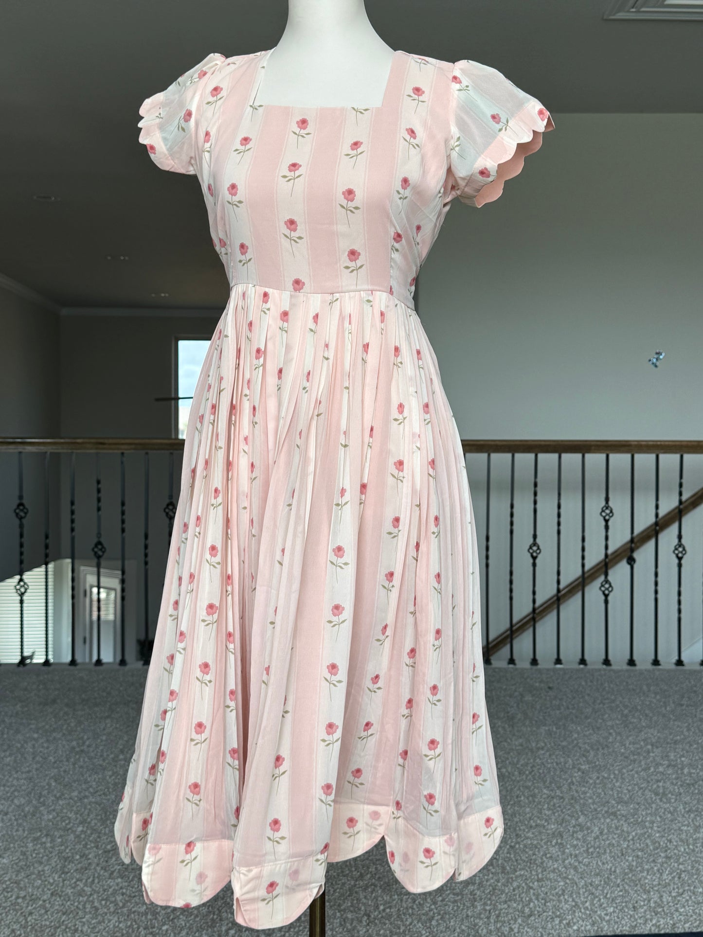 Pink Floral Georgette scallop style frock with short scallop sleeve