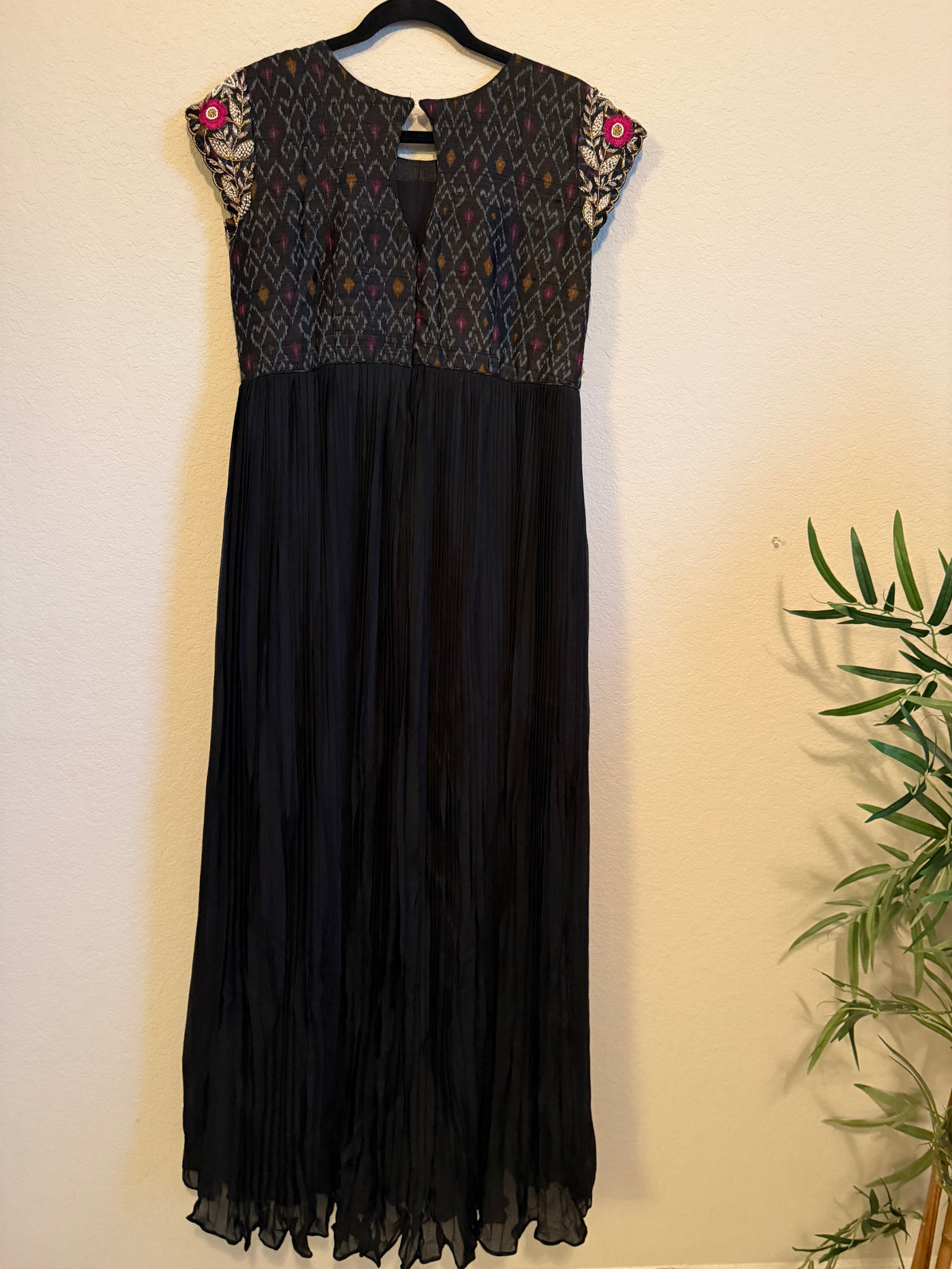 Black Raw Silk Ikkath Maggam Work Designer Long Dress with Short Sleeve