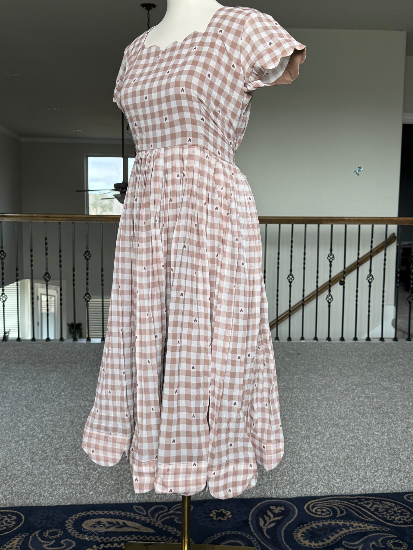 Brown Floral Checks Georgette scallop style frock with short scallop sleeve (Copy)