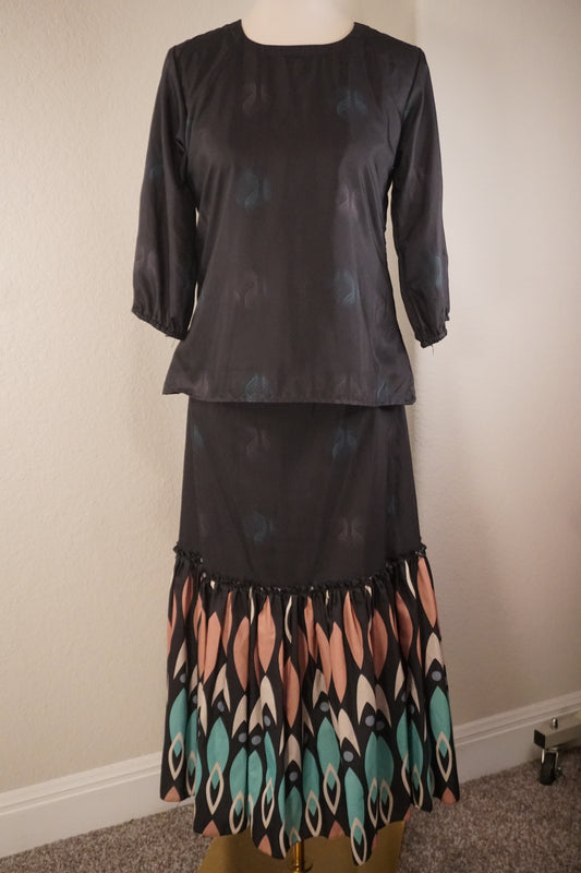 Black top with skirt - coord