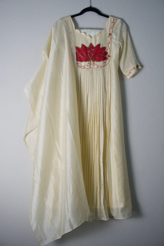 Half white ivory shade customized handwork 3 piece set