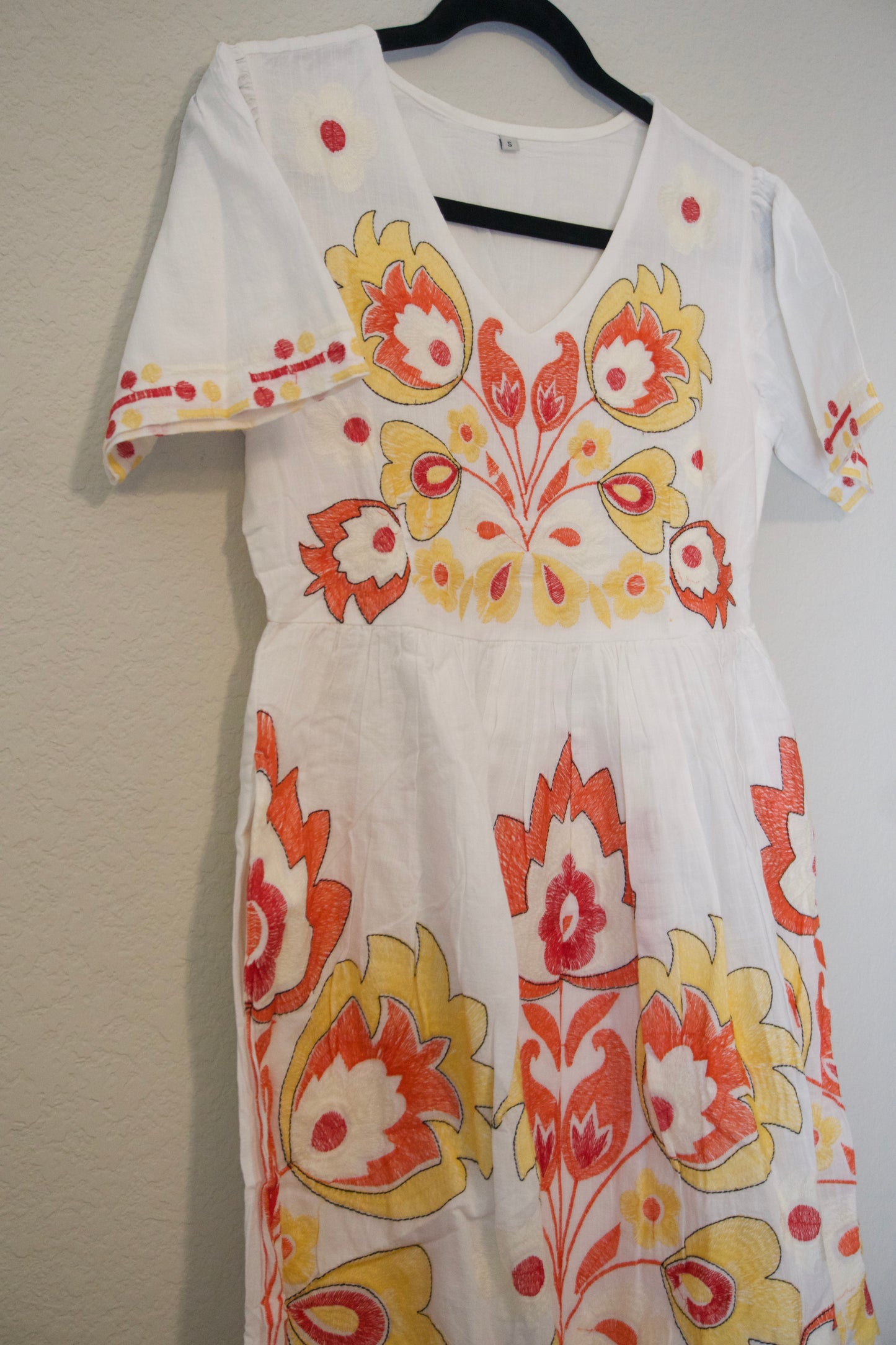 White red yellow cotton embroidery short dress