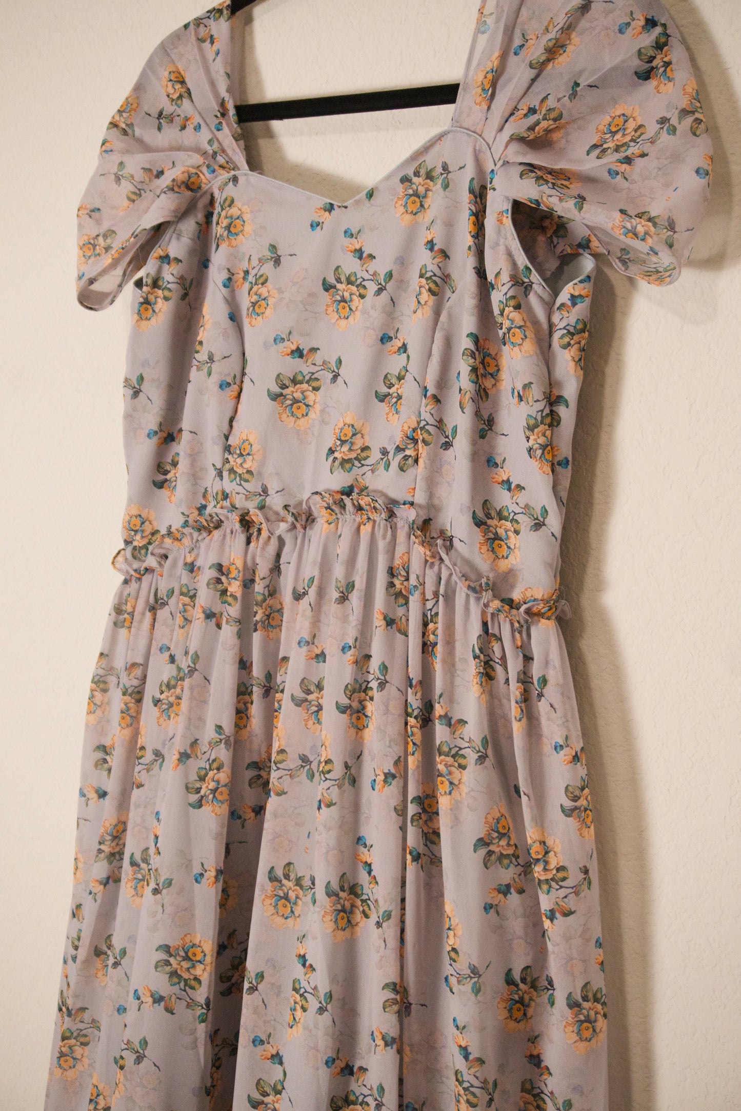 Gray georgette floral midi dress - swan sleeves