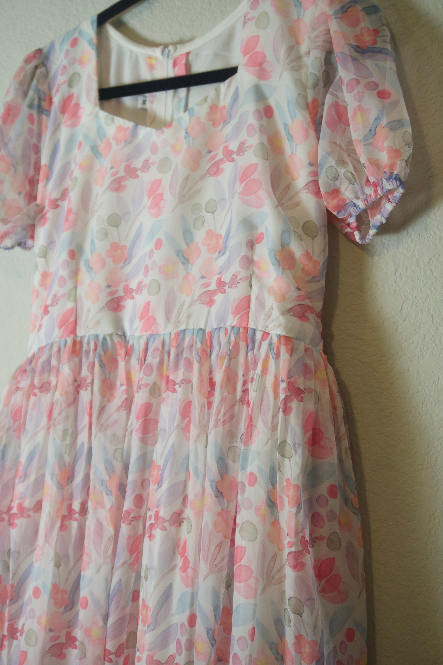 White Floral Soft Georgette Flowy Frock - Scalloped Flare