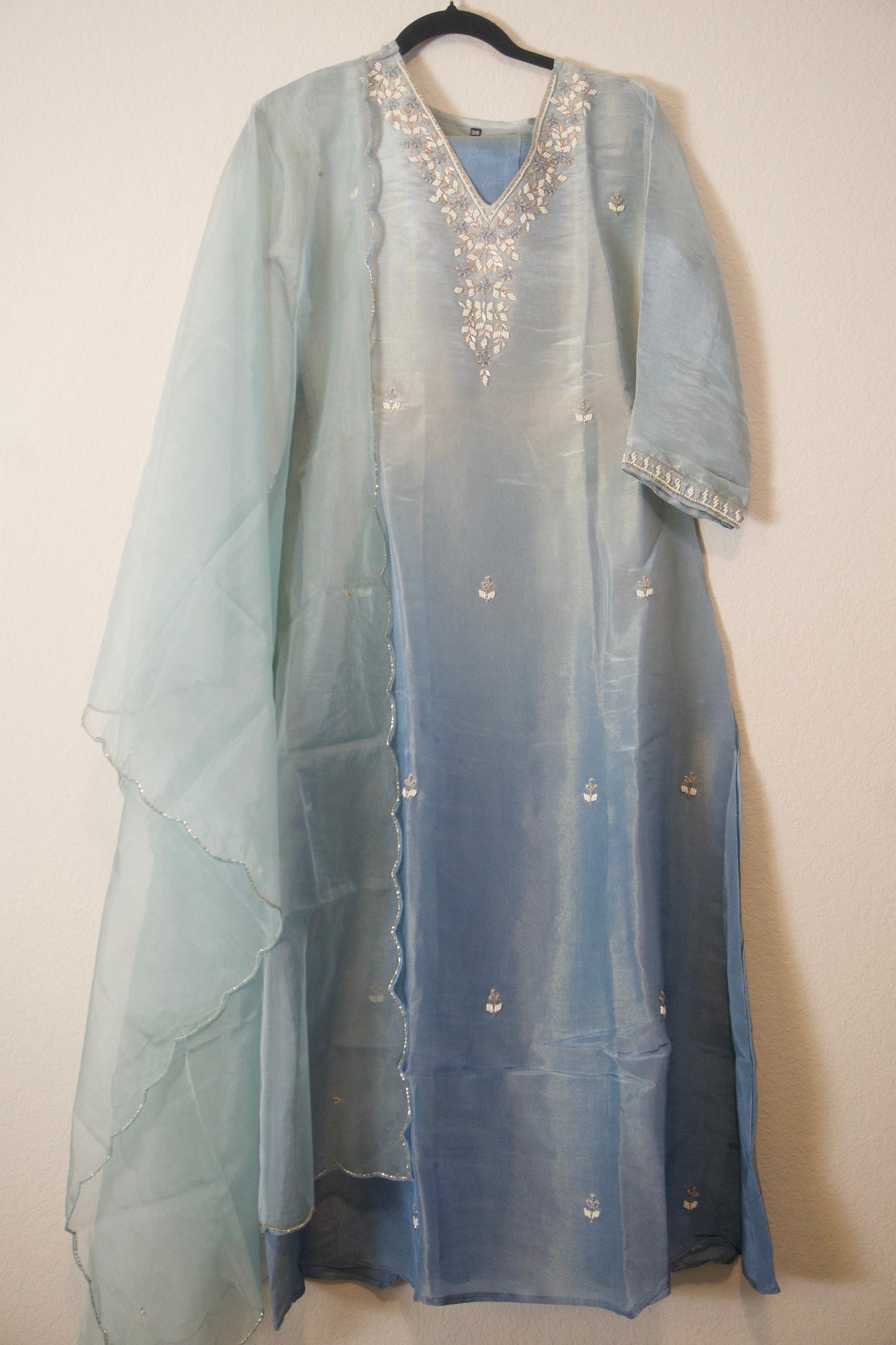 Sea blue ombre pure tissue handwork butties A-line suit set