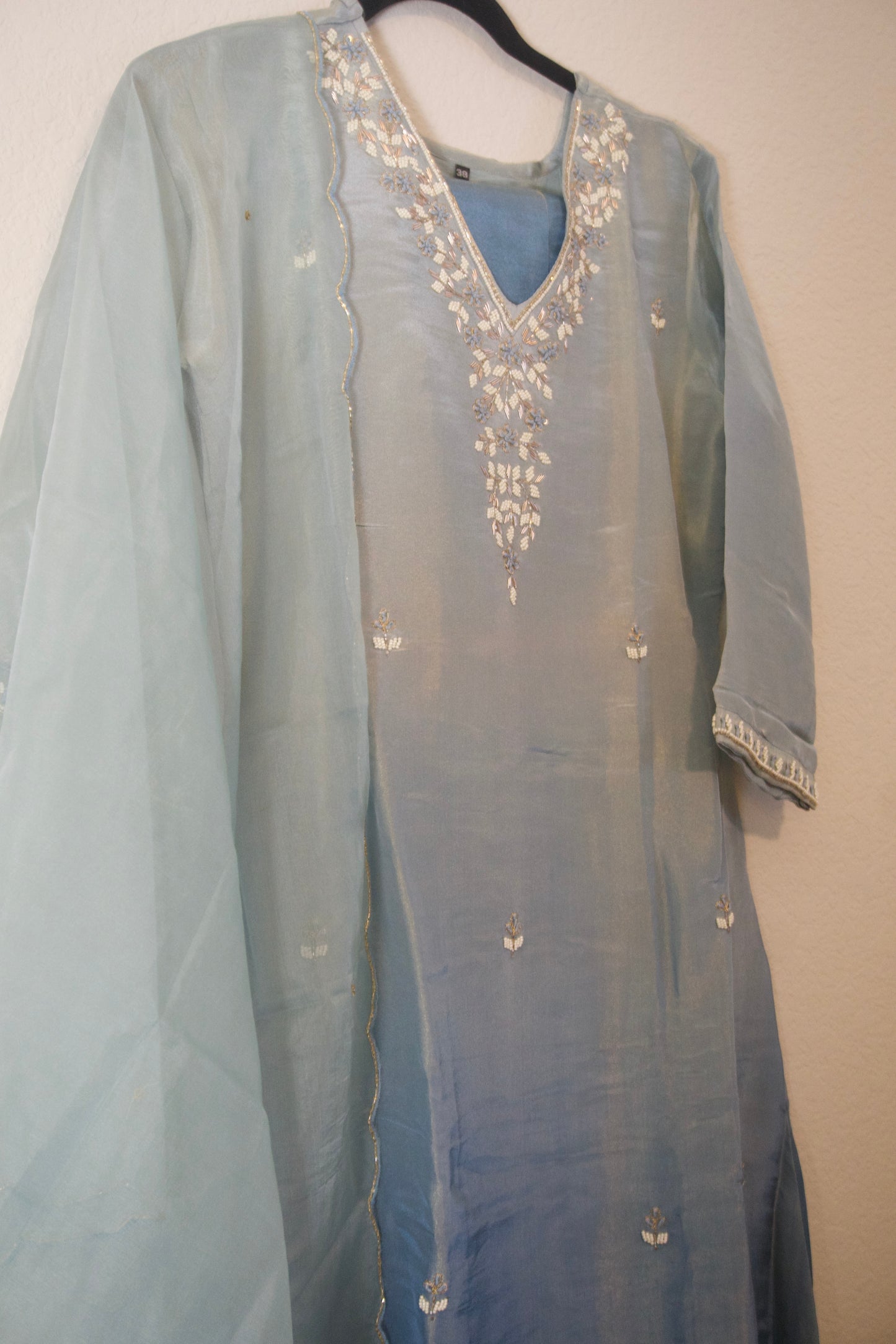 Sea blue ombre pure tissue handwork butties A-line suit set