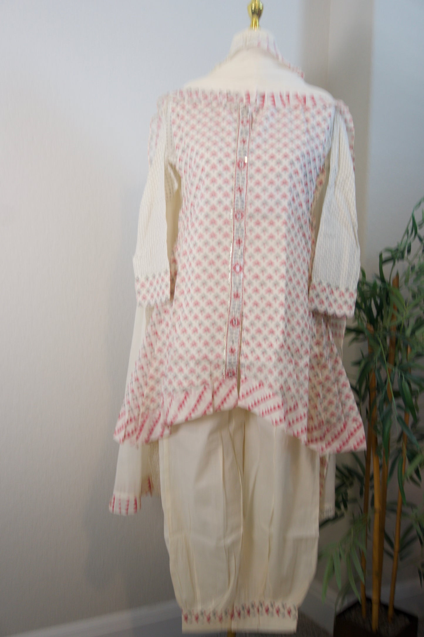 Half white and pink block print cotton high low 3 piece kurti set
