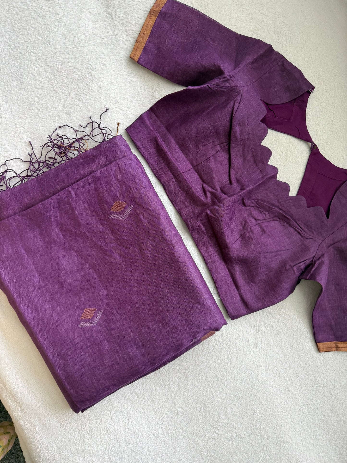 Wine Shade Lenin Handloom Jamdani Saree - with handloom mark