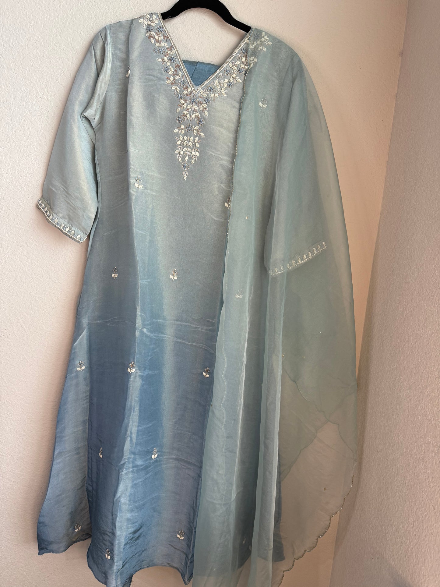 Sea blue pure tissue handwork butties A-line suit set