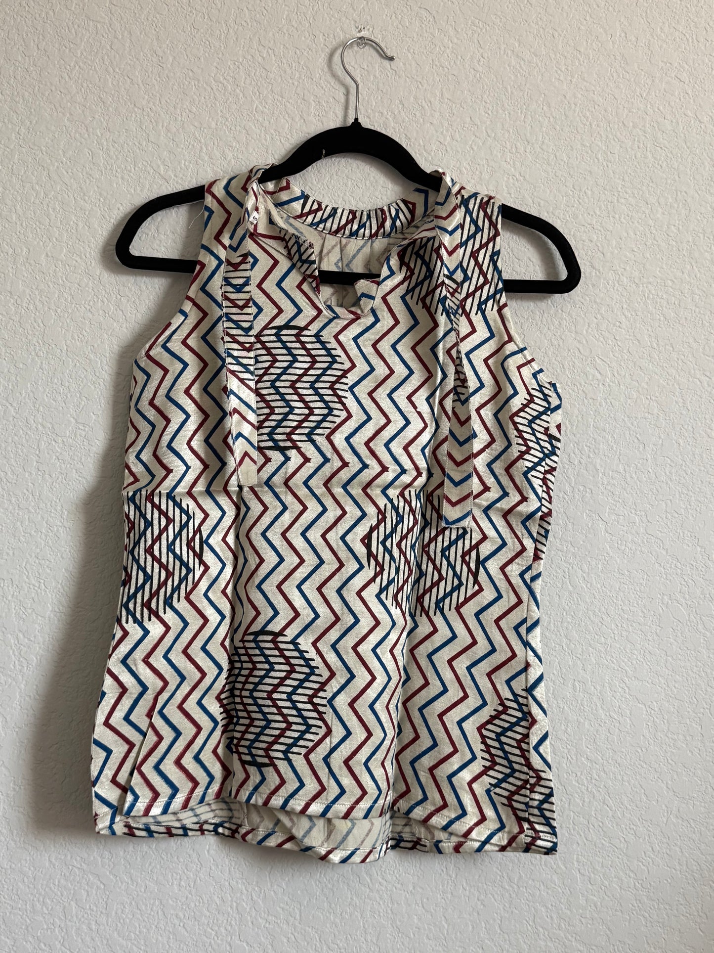 Chevron Print Mashru Silk Sleeveless Halter Neck Short Top