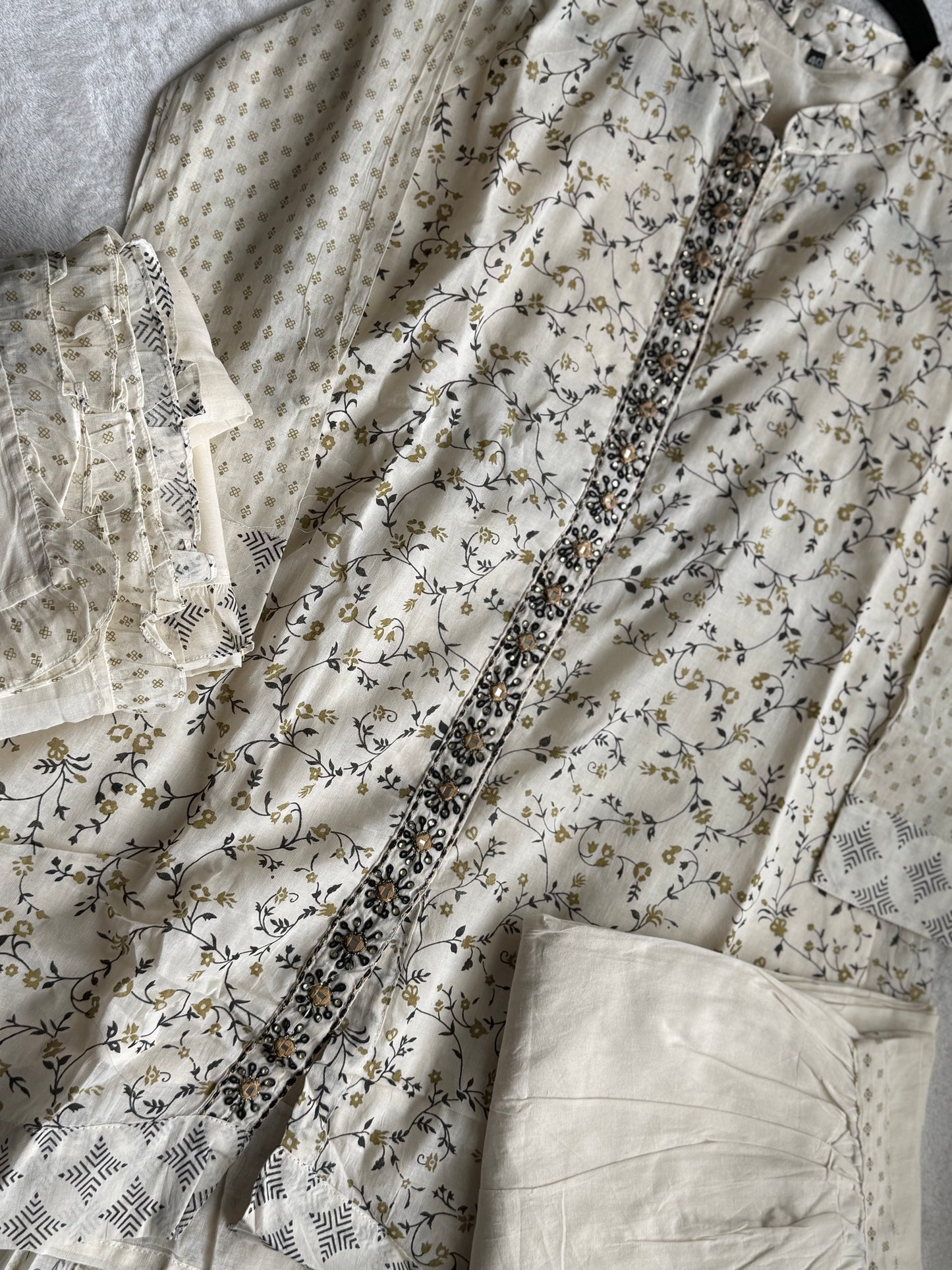 Cotton high low half white with green kurti set