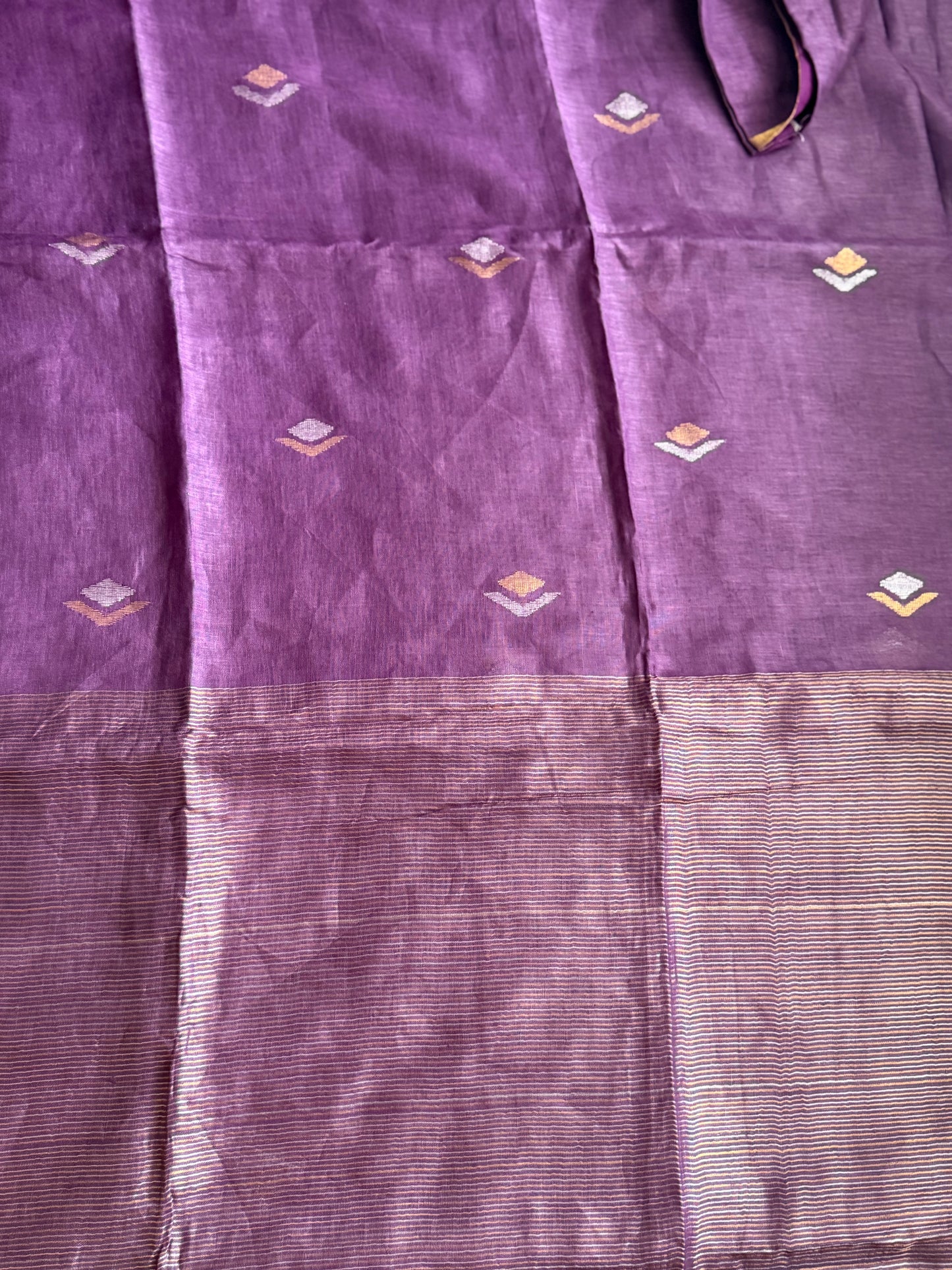Wine Shade Lenin Handloom Jamdani Saree - with handloom mark