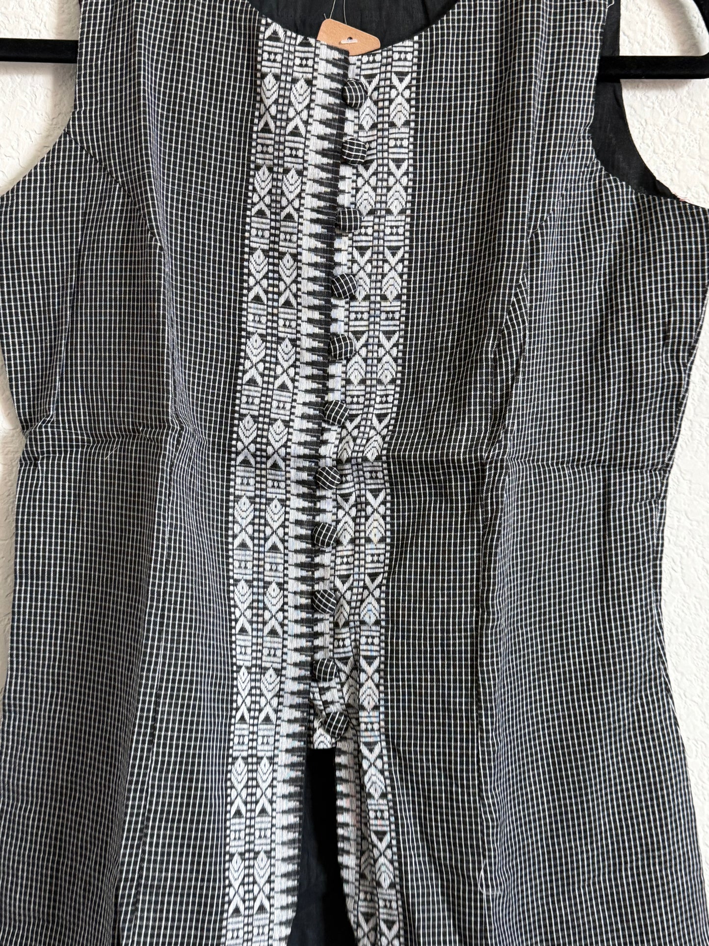 Black Cotton Checks Sleeveless Short Top