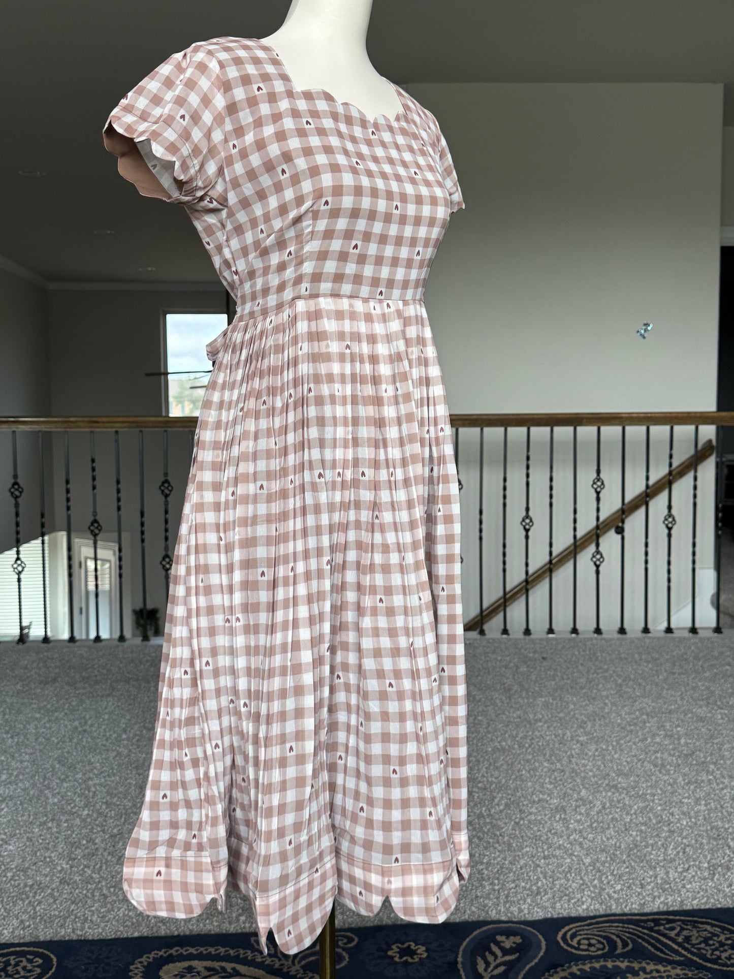 Brown Floral Checks Georgette scallop style frock with short scallop sleeve (Copy)
