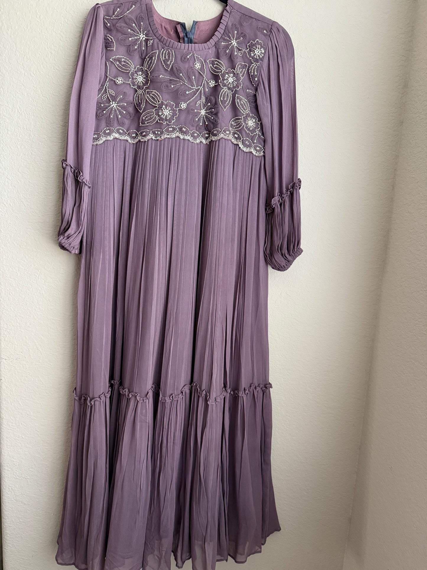 Mauve shade georgette designer tunic with a unique yolk pattern