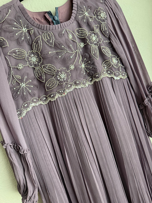 Mauve shade georgette designer tunic with a unique yolk pattern